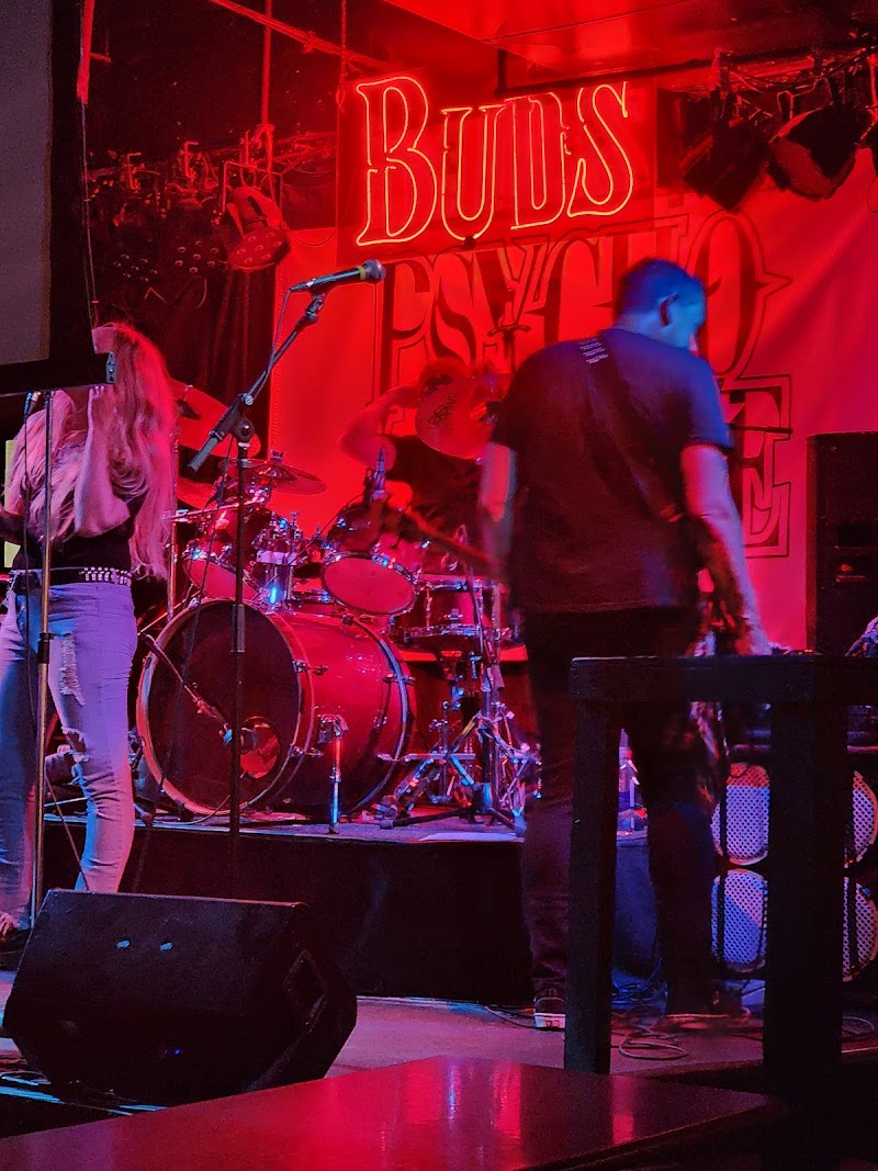 Buds on Broadway photo 4