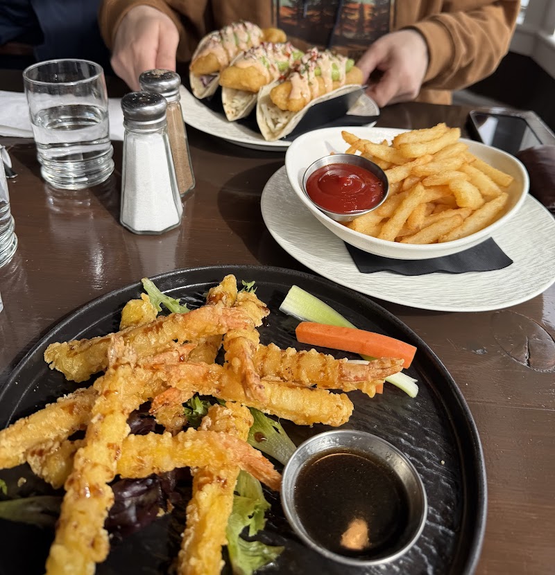 Lighthouse Bistro & Pub photo 4
