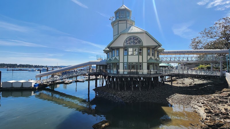 Lighthouse Bistro & Pub photo 7