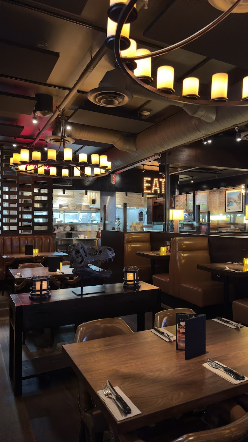 Browns Socialhouse – Upper Lonsdale photo 6