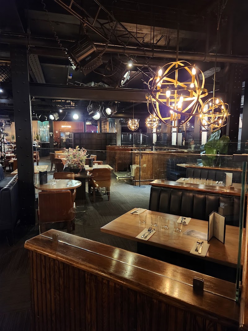Earls Kitchen + Bar photo 4