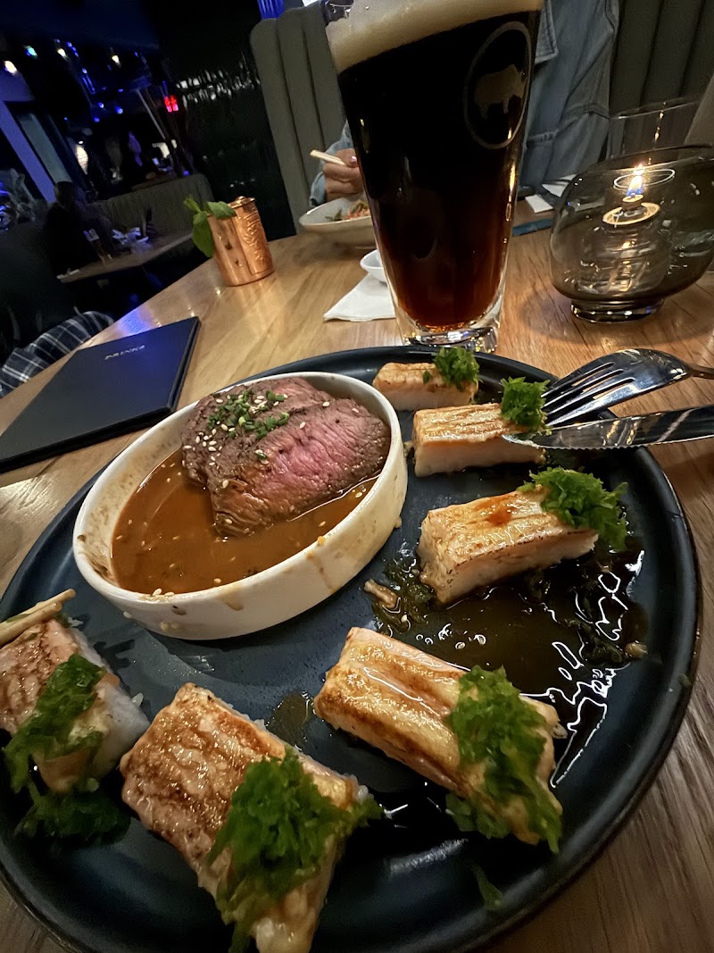 Earls Kitchen + Bar photo 6