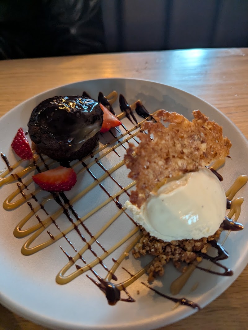 Earls Kitchen + Bar photo 8