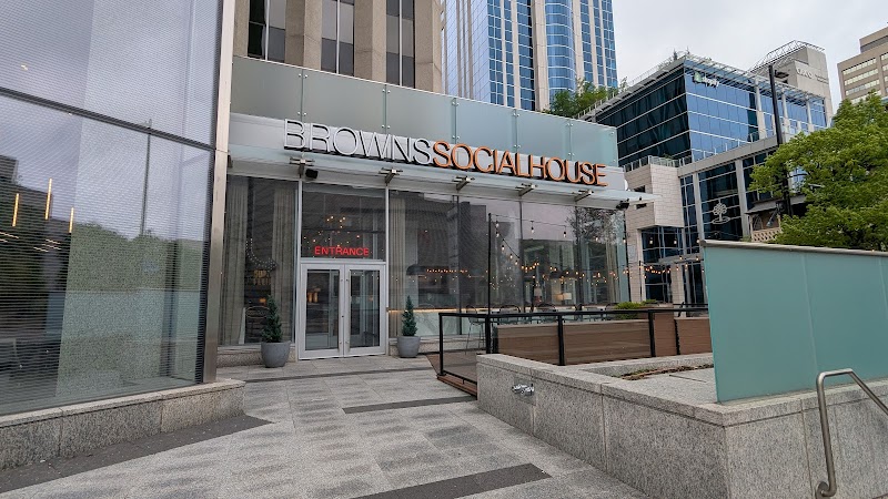 Browns Socialhouse photo 5