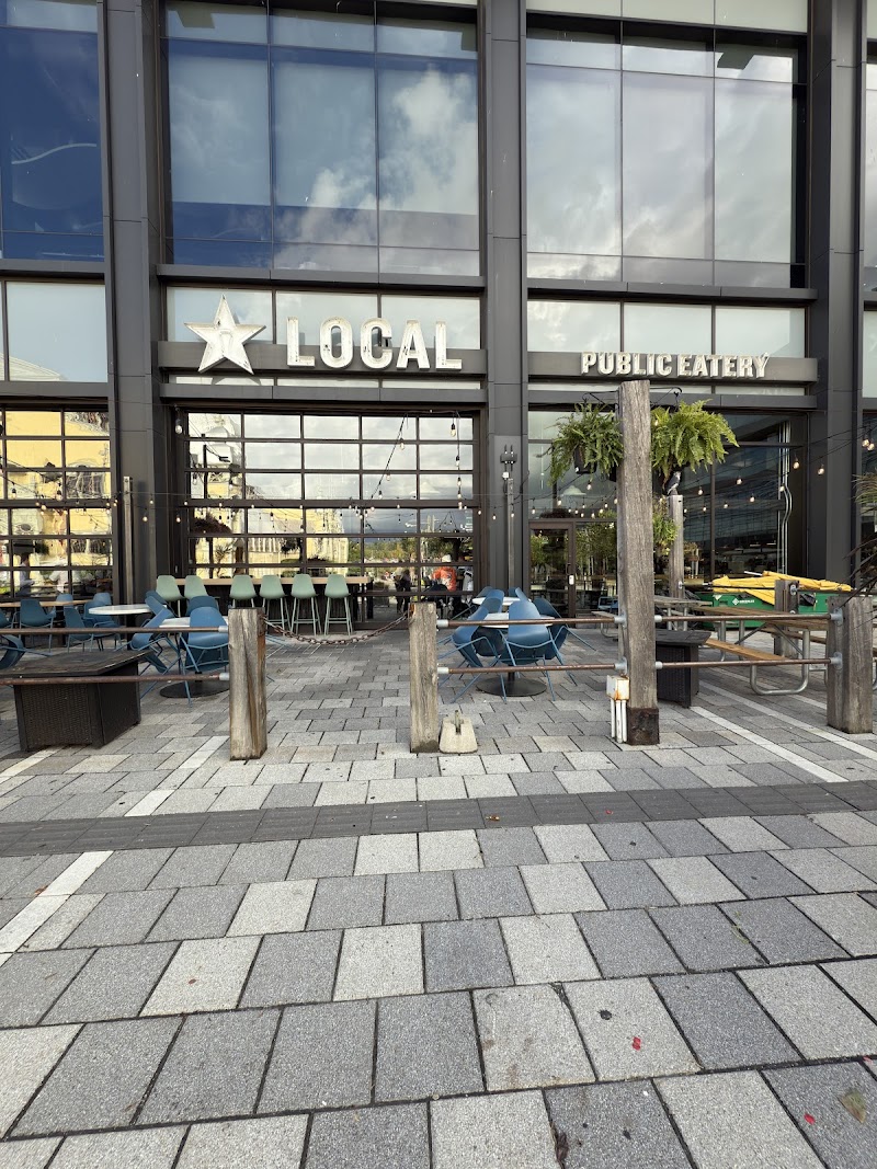 Local Public Eatery photo 5