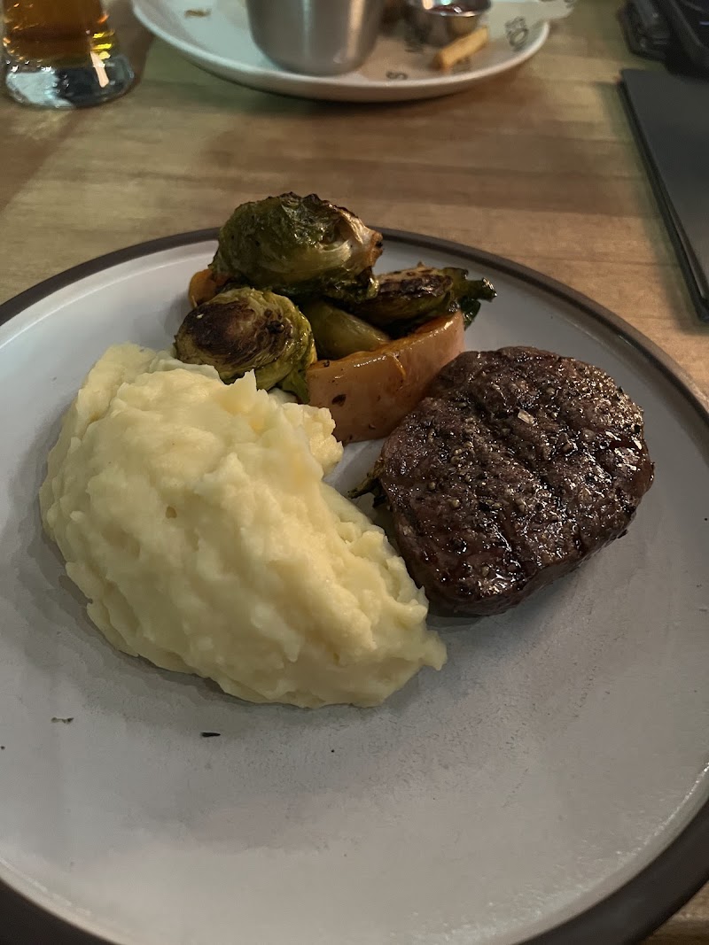 Moxies – Gloucester photo 10