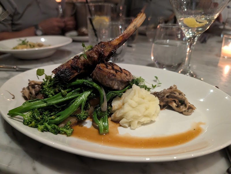 Social Restaurant + Lounge photo 3