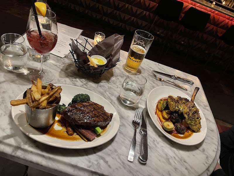 Social Restaurant + Lounge photo 8
