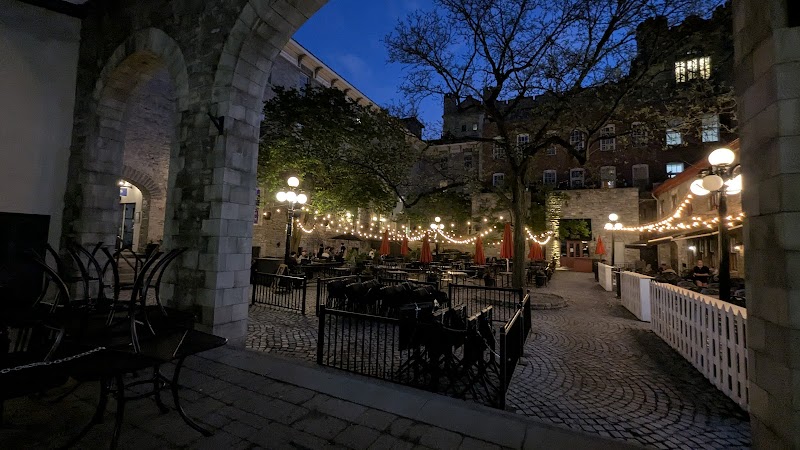 The Clarendon photo 5