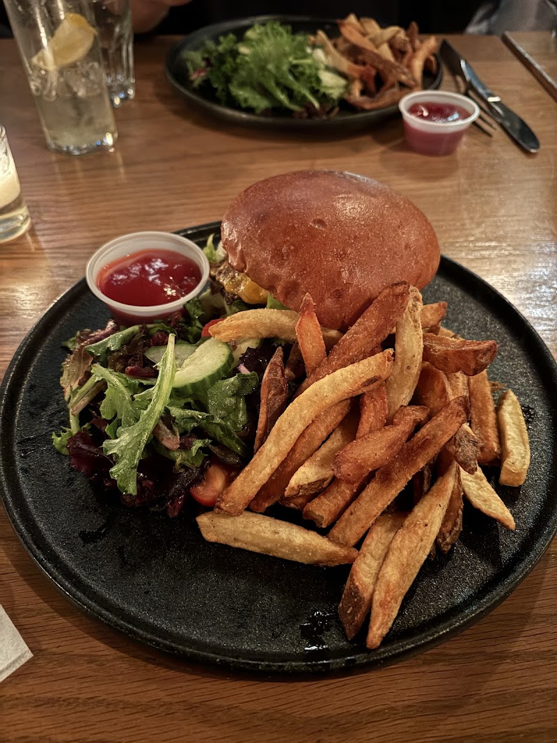The Clarendon photo 6