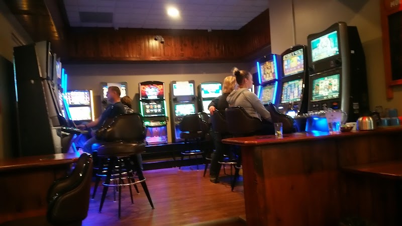 Specklebellys Pub & Eatery photo 10