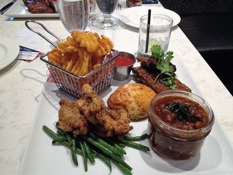 CAVU Kitchen & Bar photo 7