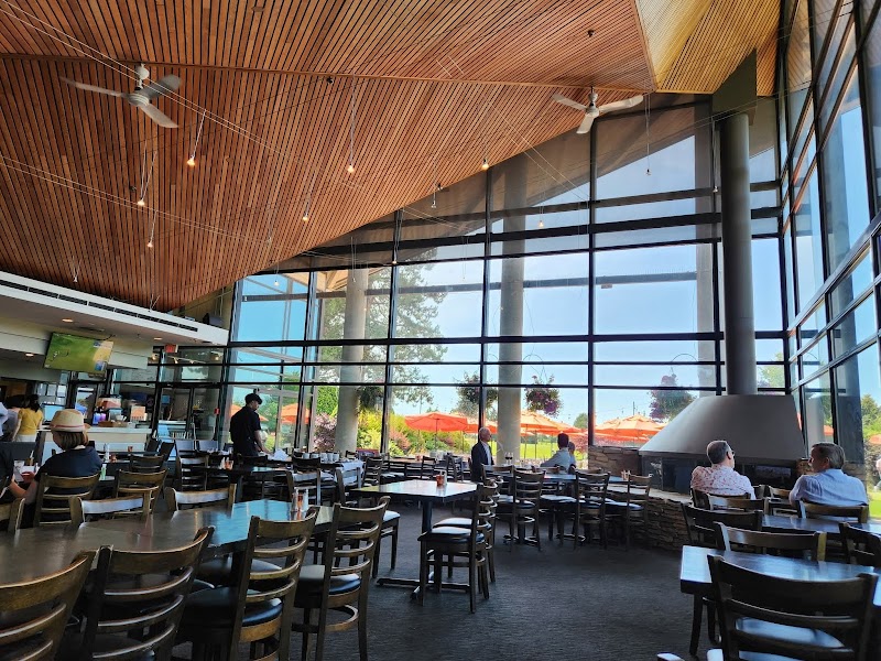 The Lakeside Grill photo 5