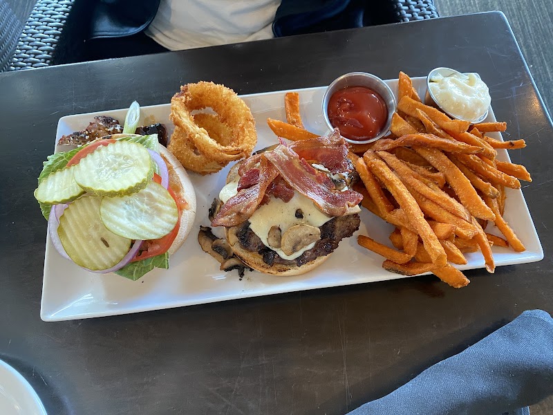 The Lakeside Grill photo 9