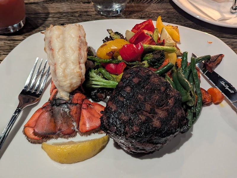 Keg Steakhouse Quadra photo 5