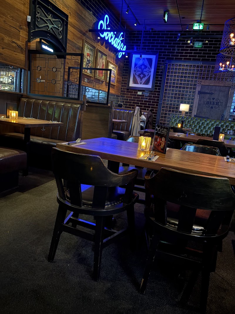Browns Socialhouse photo 6