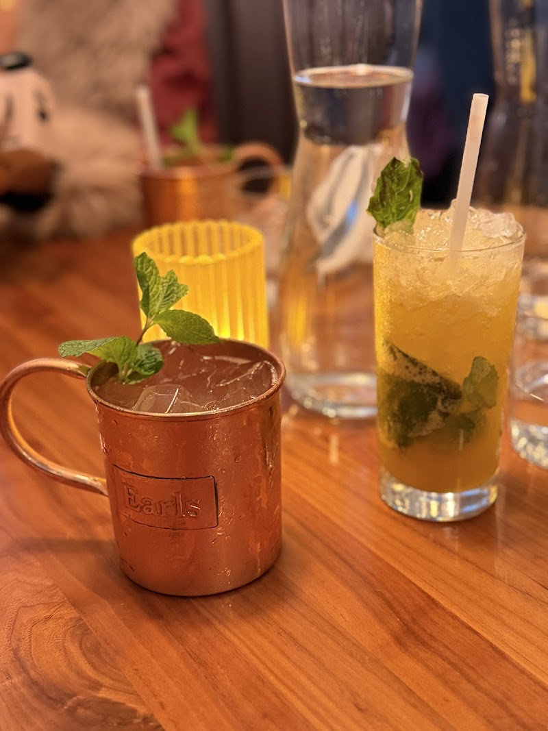 Earls – Grandview Corners photo 5