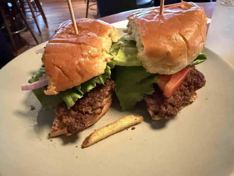 Earls – Guilford photo 6
