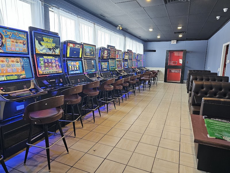 David's Lounge photo 10