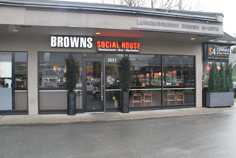 Browns Socialhouse Point Grey photo 4