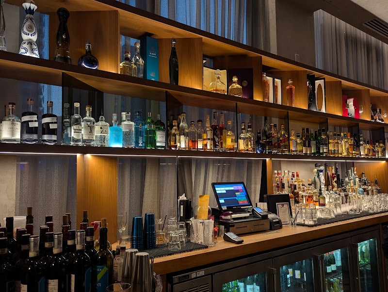 D/6 Bar & Lounge photo 3