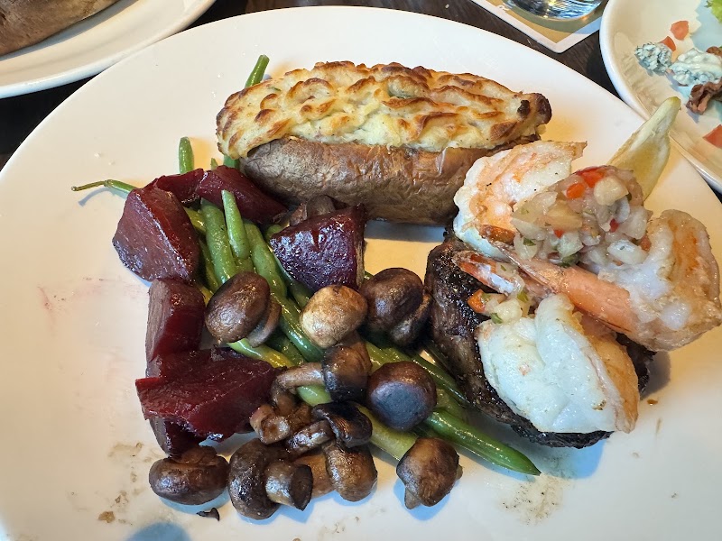 Keg Steakhouse Yaletown photo 9
