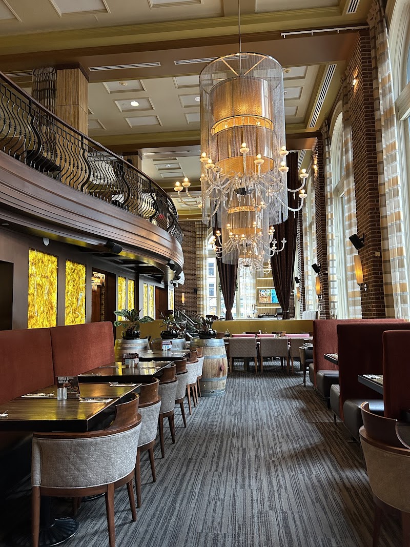 Rogue Kitchen & Wetbar photo 6