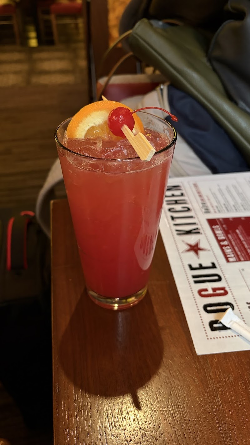 Rogue Kitchen & Wetbar photo 10