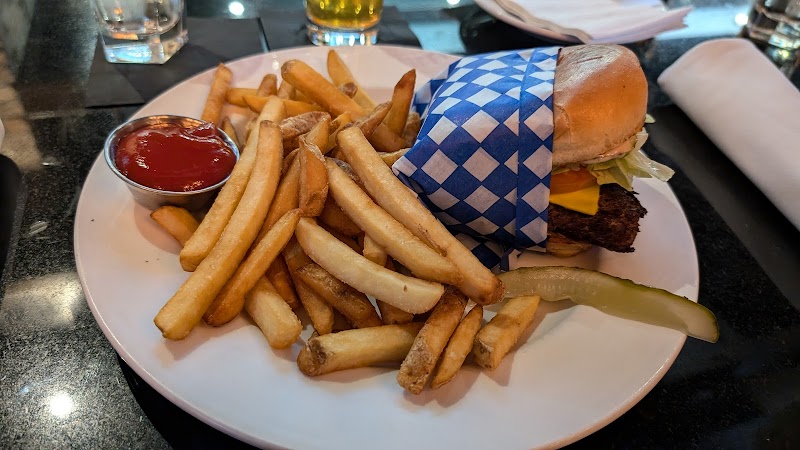 St Regis Bar & Grill photo 10