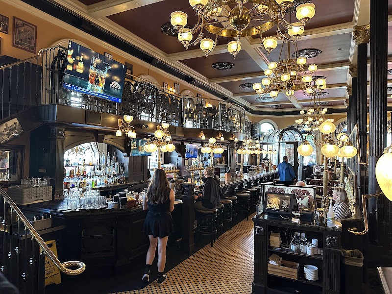 Bard & Banker photo 6
