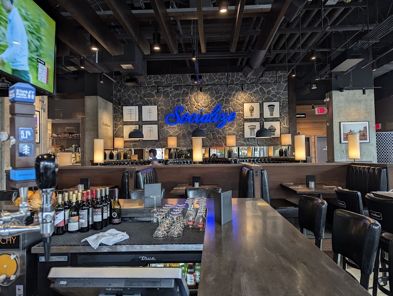 Browns Socialhouse Victoria Falls photo 3