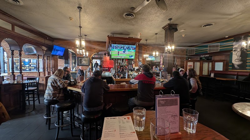 Darcy’s Pub Downtown photo 5