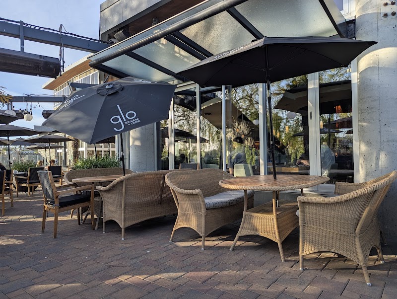 Glo Restaurant + Lounge photo 4