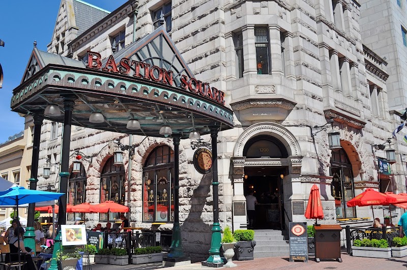 Irish Times Pub photo 3