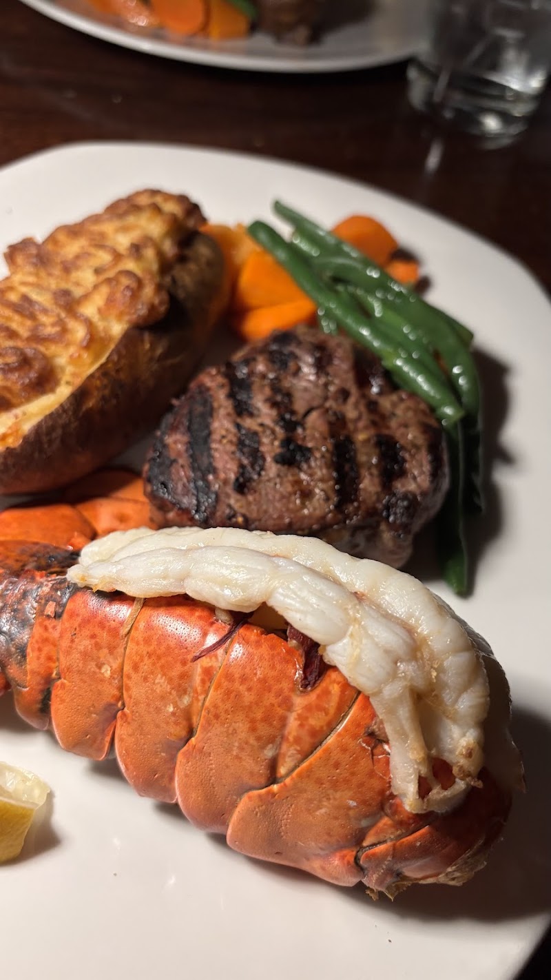 Keg Steakhouse Fort st. photo 9