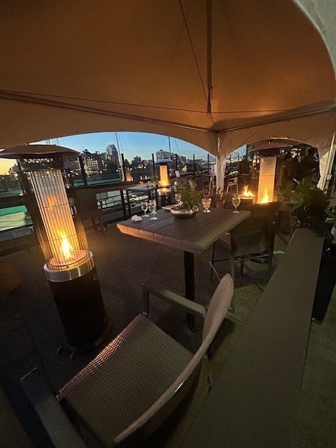 Lido Waterfront Bar & Bistro photo 2