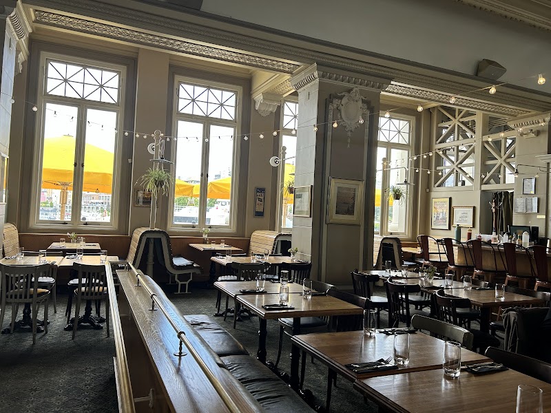 Steamship Grill & Bar photo 7