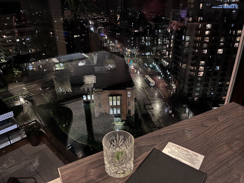 Vista 18 photo 2