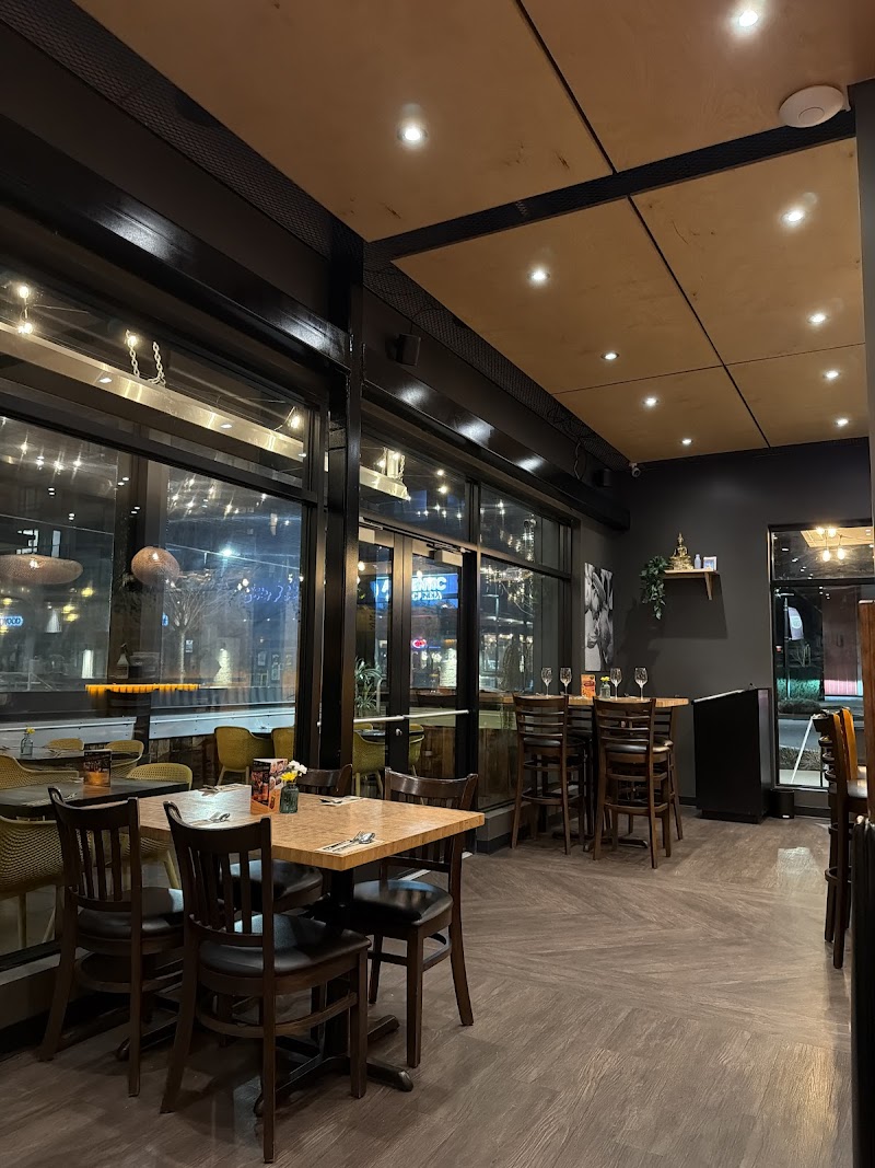 Baan Thai Wok & Bar photo 10