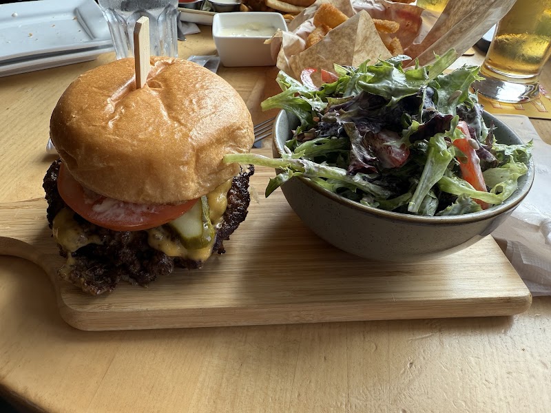 Darcy’s Pub photo 8