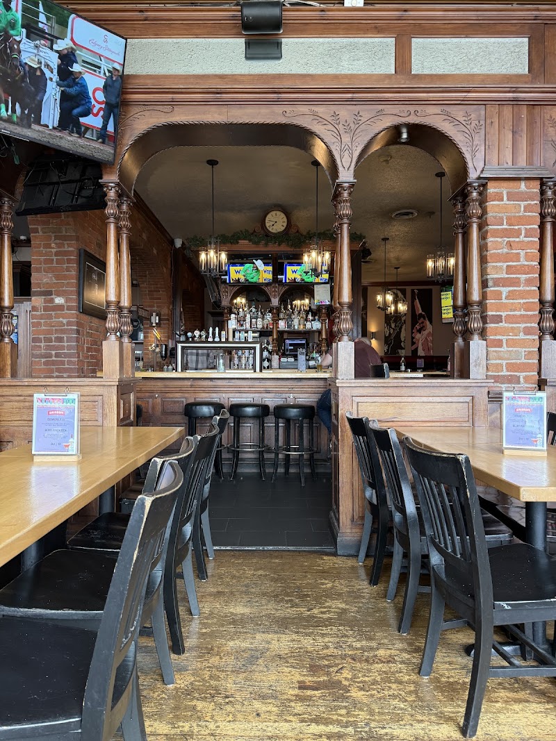 Darcy’s Pub photo 9