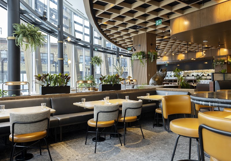 Earls Kitchen + Bar photo 4