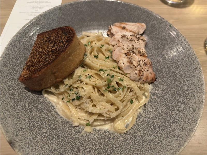 Earls Kitchen + Bar photo 8
