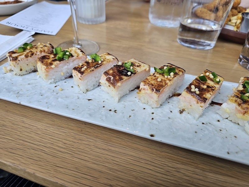 Earls Kitchen + Bar photo 10
