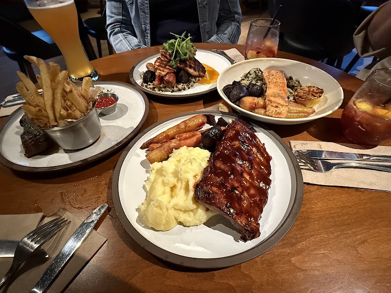 Moxies photo 3