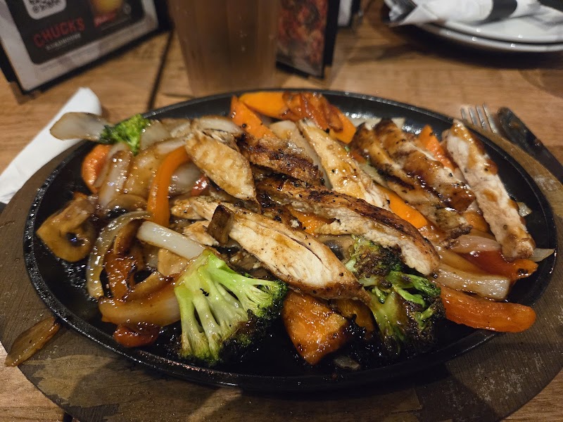 Chuck's Roadhouse Bar & Grill photo 3