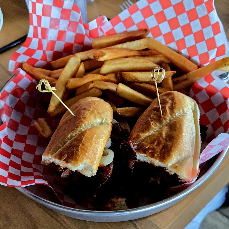 Chuck's Roadhouse Bar & Grill photo 3