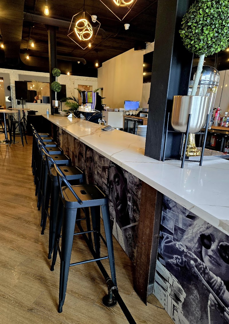 The Saint Restaurant & Pub photo 9
