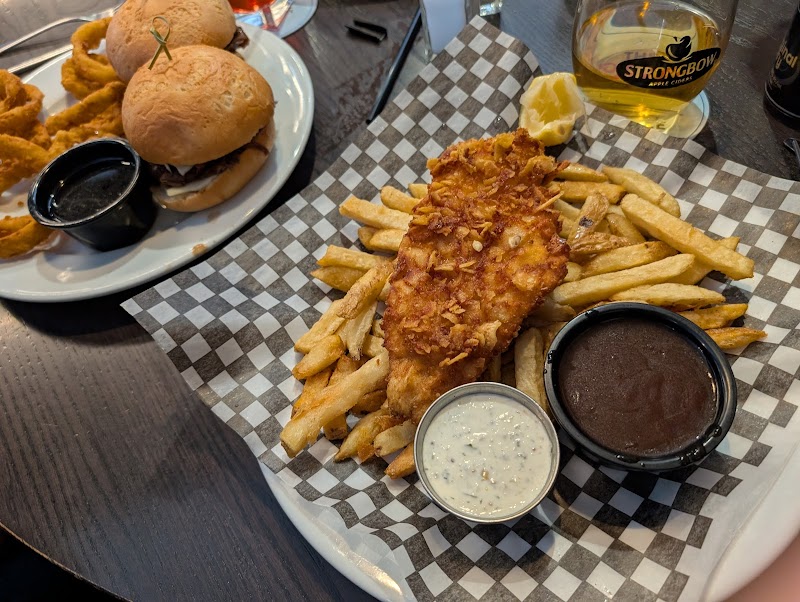Wendel Clark's Classic Grill & Bar - Saskatoon photo 3