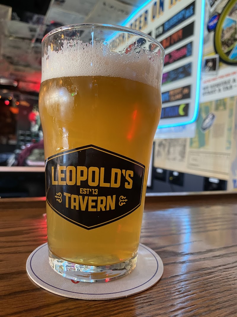 Leopold's Tavern Winnipeg - Sage Creek photo 8